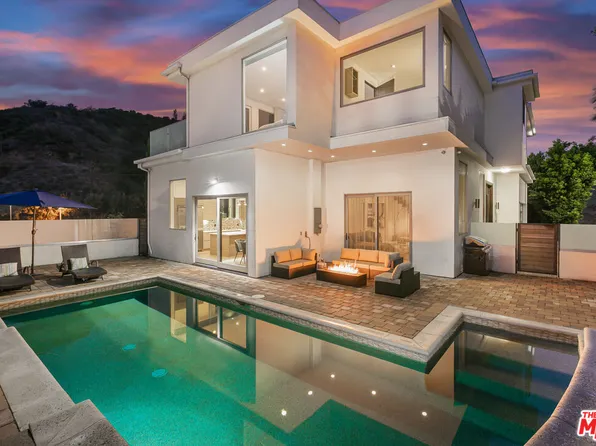 6696 Lakeridge Rd, Los Angeles, CA 90068