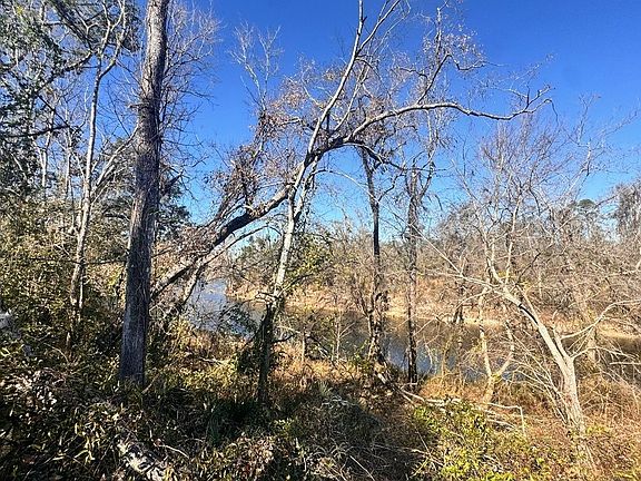 2nd image of 0 NE River Park Rd Lot 9