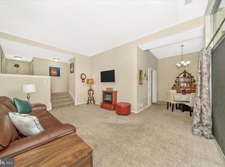 18810 Walkers Choice Rd APT 1, Montgomery Village, MD 20886