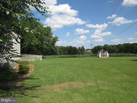 4th image of 2217 Slagel Rd