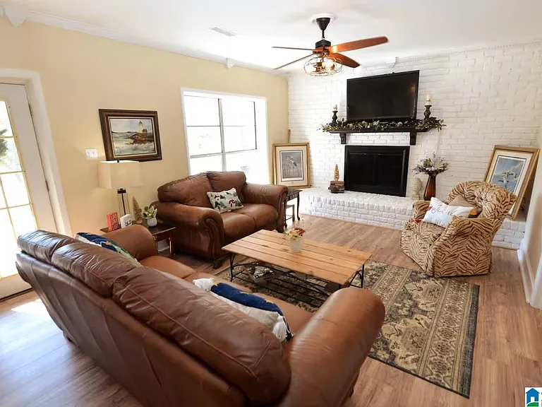 992 Clear Creek Dr — Photo 27