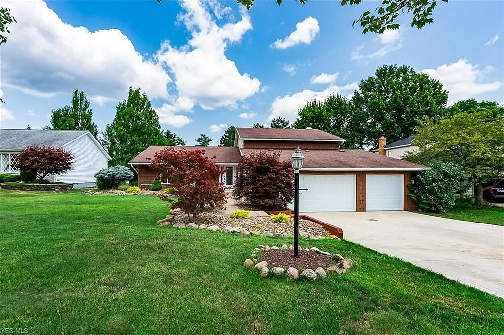 16766 Timberline Dr photo 1