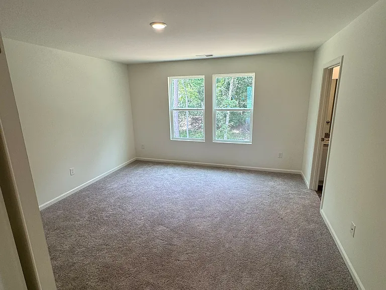 487 Hewett Landing Dr SW — Photo 5