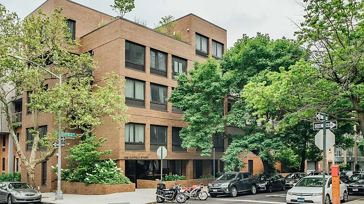 Rented by Nooklyn NYC LLC | media 23