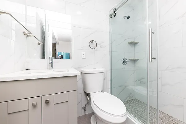 Rented by Oxford Property Group | media 12