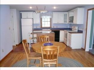 3 Parker Rd, Kennebunk, ME 04043