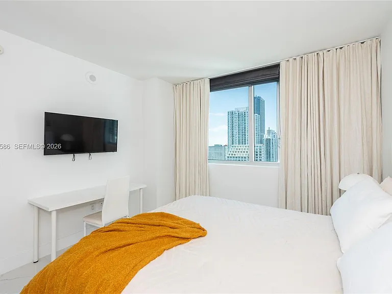 500 Brickell Ave #3802 — Photo 16