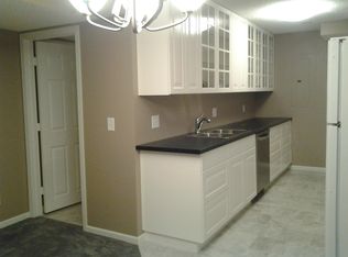 2484 Bridgeview Ct #1, Saint Paul, MN 55120