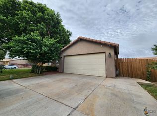 897 David St, Brawley, CA 92227