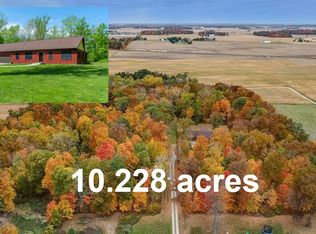 16823 Hauss Rd, Wapakoneta, OH 45895