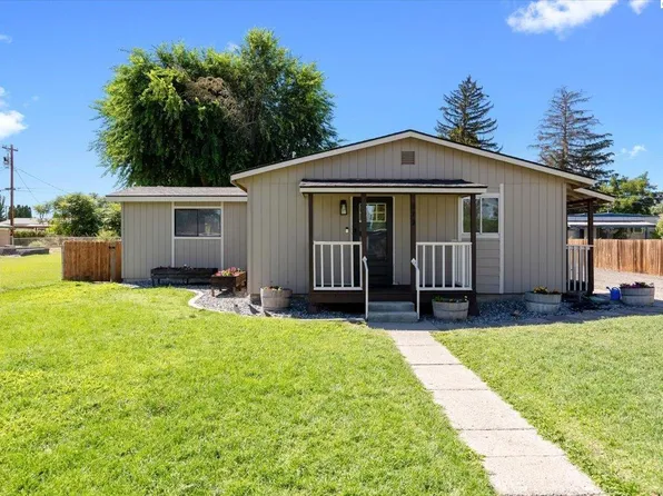 573 N 58th Ave, West Richland, WA 99353