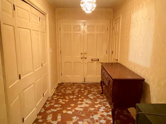 5th image of 157 Dallis Dr