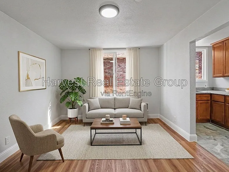 Peralta St — Photo 16