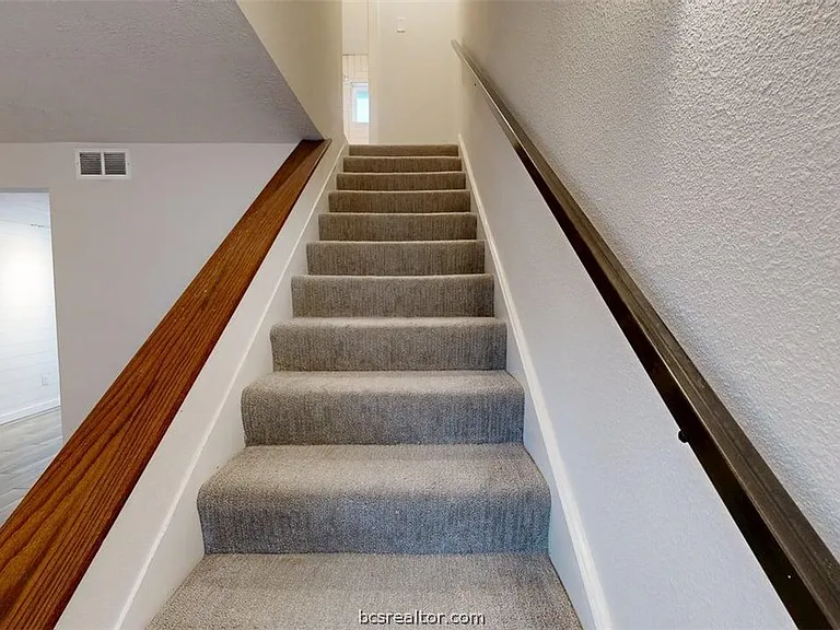 505 Boyett St #D1 — Photo 9