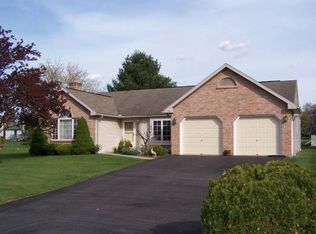417 Liberty Dr, Blandon, PA 19510