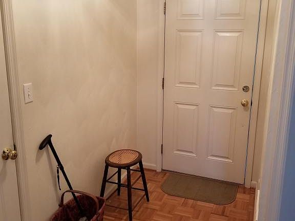 2nd image of 3100 Winterberry Sq