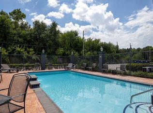 Perla 1960, Houston, TX 77070