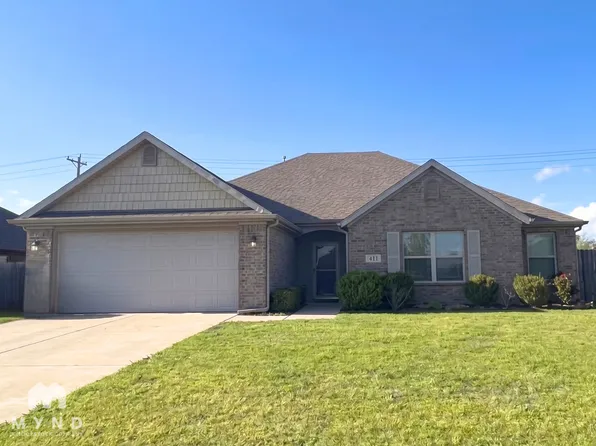 411 Capri St, Centerton, AR 72719