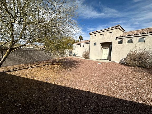 3rd image of 2650 La Costa Dr