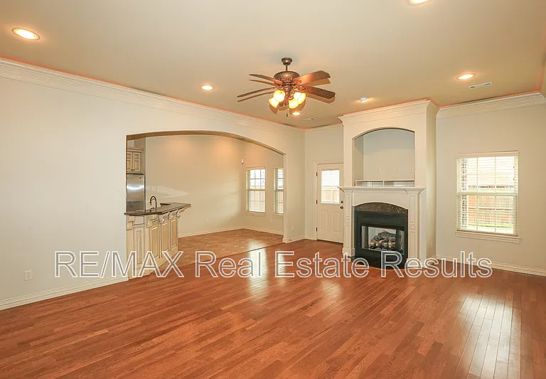 3607 SW Birchton Ave — Photo 6