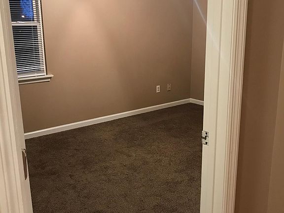 2nd image of 3305 Beaver Creek Dr