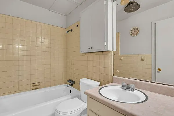 419 10th St S #7 — Photo 10