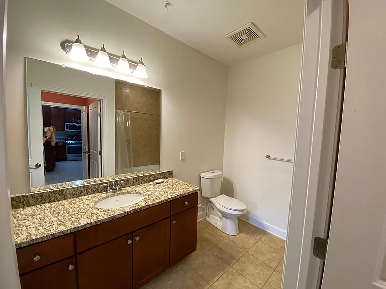953 Ingleside Ave #116 — Photo 21
