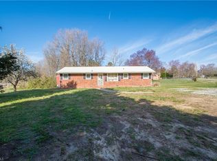 6967 Arden Rd, Thomasville, NC 27360