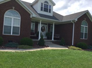 1199 Stewarts Creek Rd, Lebanon, KY 40033