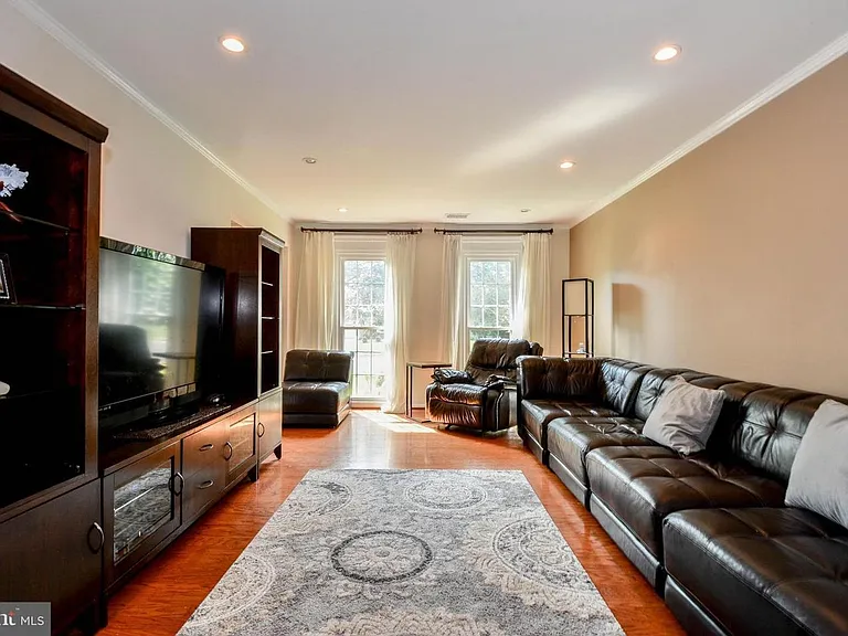 13527 Point Pleasant Dr — Photo 16