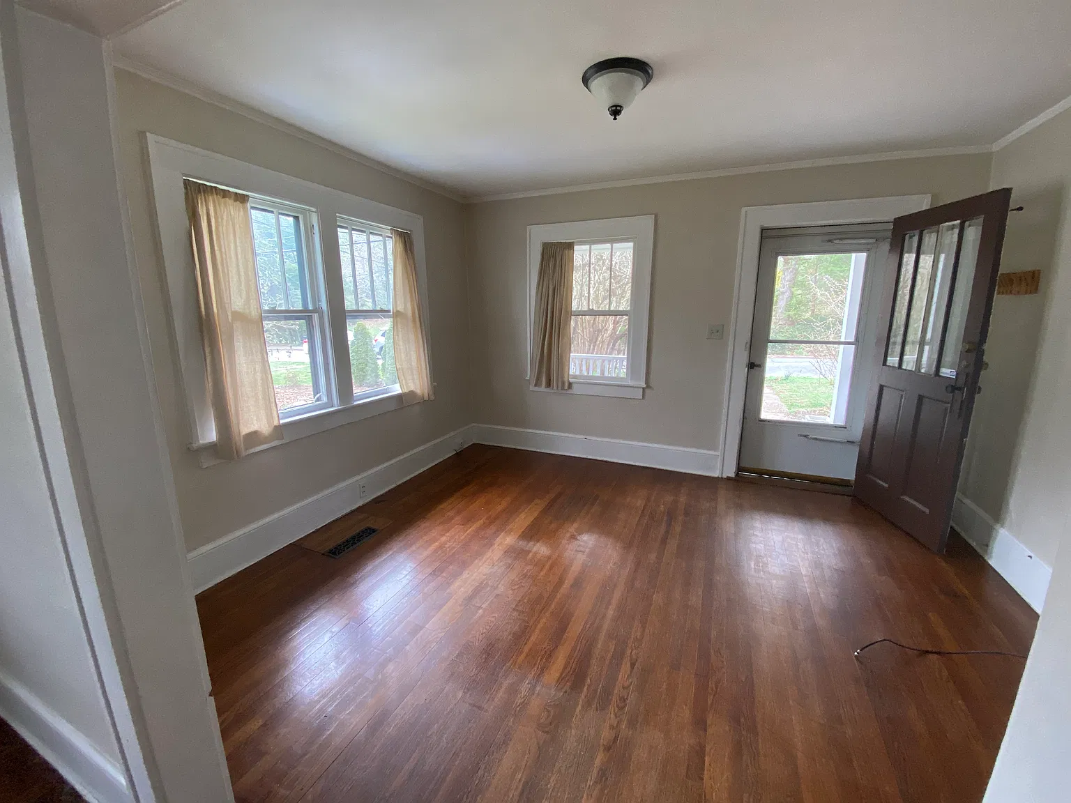 20 Albemarle Rd — Photo 4