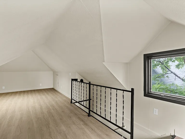 4057 Taft Ave — Photo 15