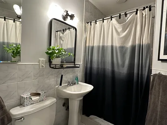 Rented by REAL New York | media 19