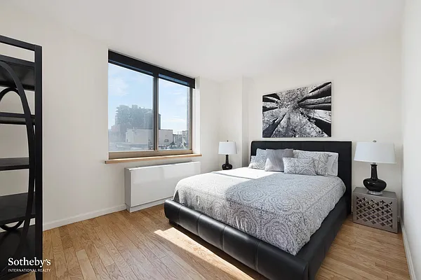 Rented by Sotheby's International Realty | media 4