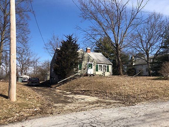 3rd image of 1729 E Central Ave