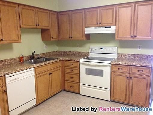 5th image of 402 Darby Ln