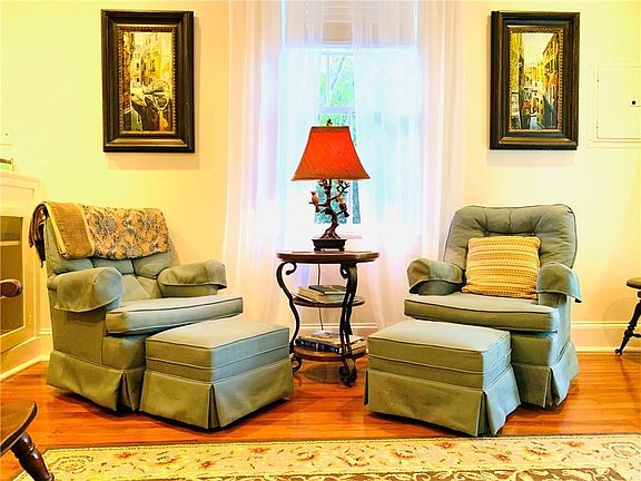4th image of 1025 Leontine St #1025