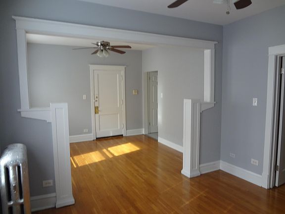 3rd image of 4846 W Hutchinson St #3B