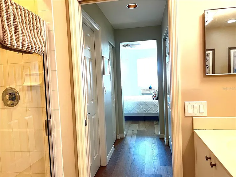2060 Matecumbe Key Rd #2105 — Photo 27