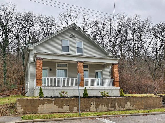 2nd image of 654 3rd St