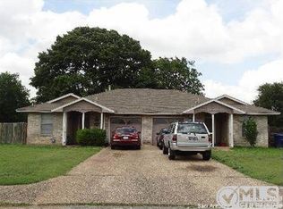5206 Meadow Pond St, San Antonio, TX 78250