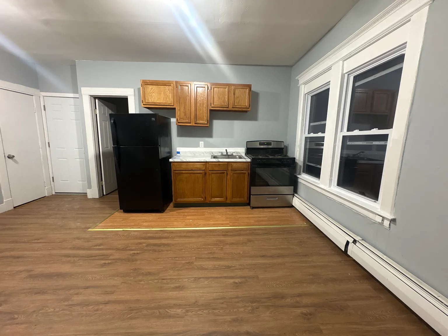 1 bed, 550 sqft, $1,300 — Photo 3