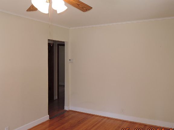 2nd image of 1528 S Spencer Ave