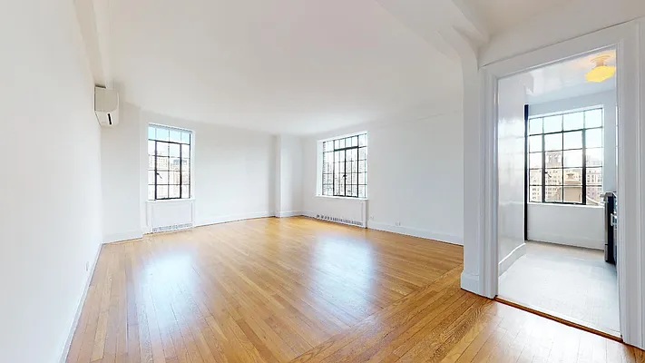 Rented by Bond New York | media 24