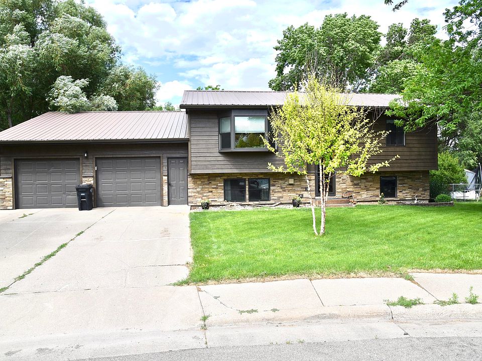 1st image of 3008 E Reen St