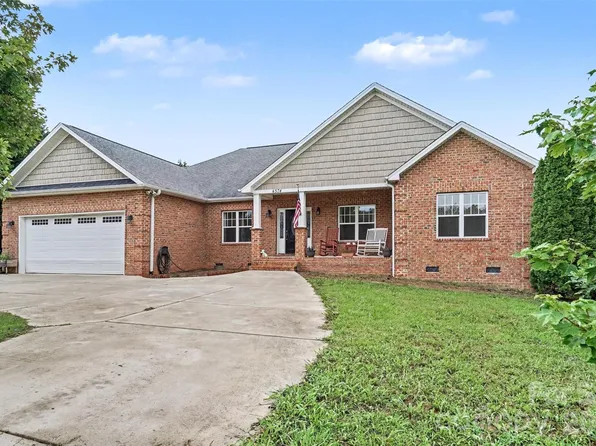 4574 Hunter Rhyne Rd, Lincolnton, NC 28092