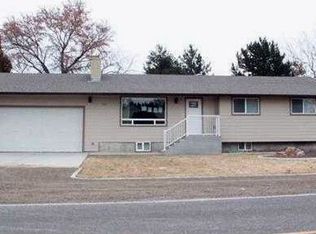 905 W 49th Ave, Kennewick, WA 99337