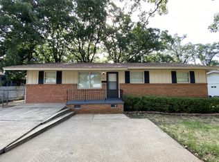 4 Cliffwood Cir, North Little Rock, AR 72118