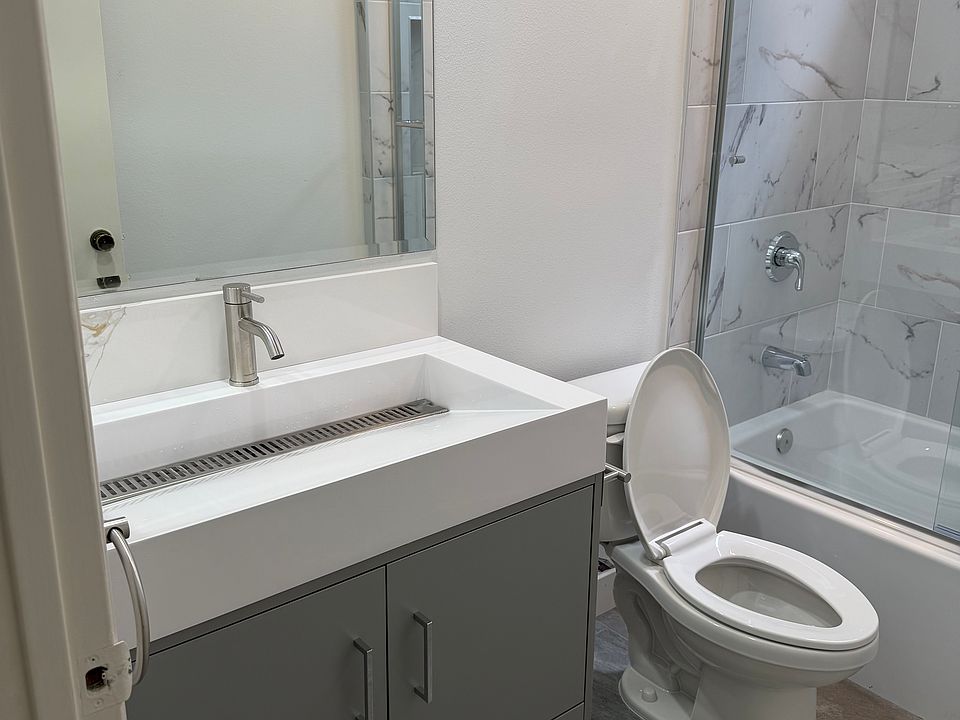 1st image of 2459 N Beachwood Dr APT 103