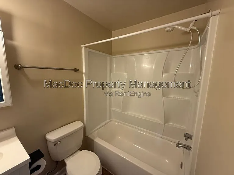14611 Earlham Ct — Photo 23
